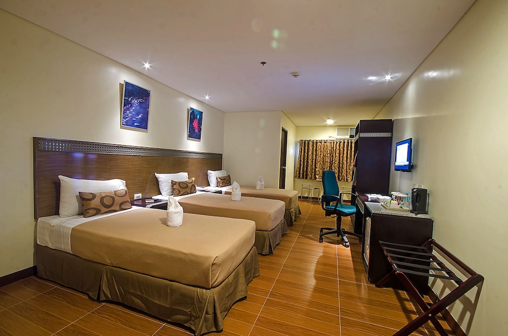 Triple Room, 3 Twin Beds photo 2