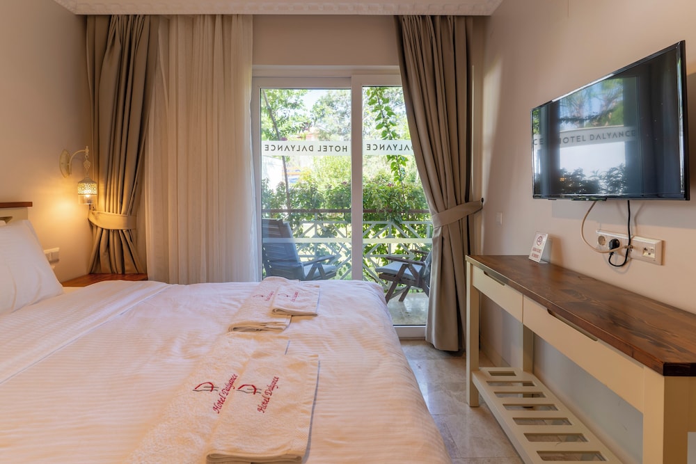 Standard Double Room, 1 Double Bed - Photo 4