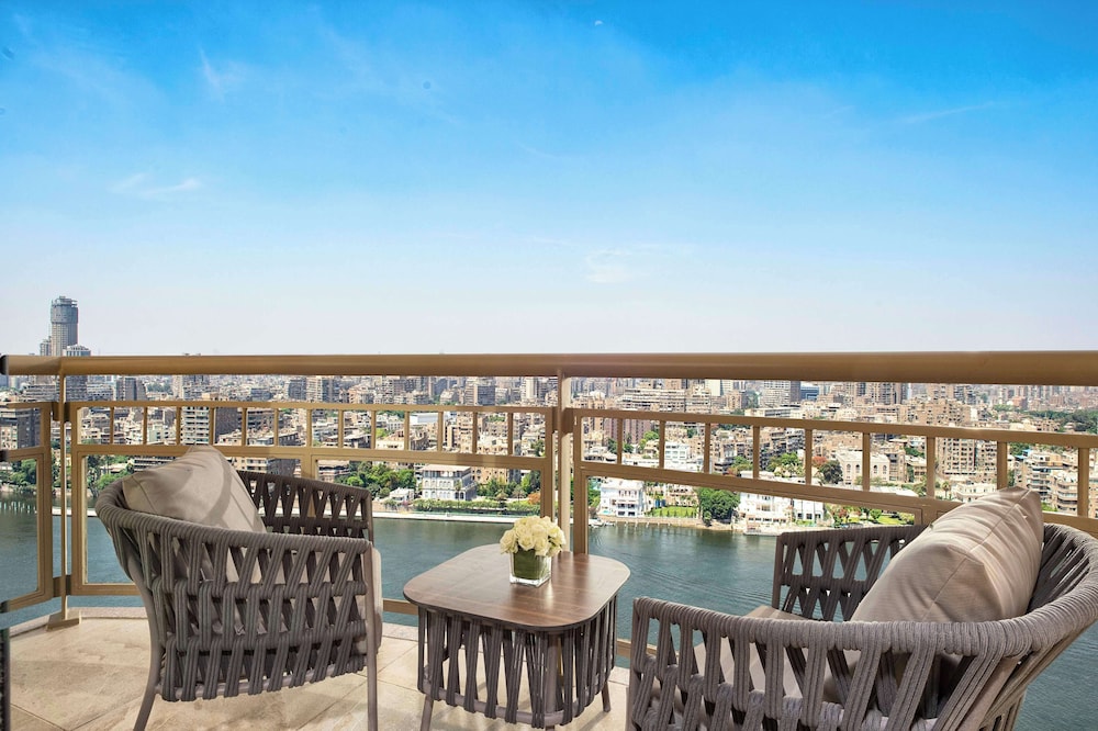 Premier Suite, 2 Double Beds (Nile View)