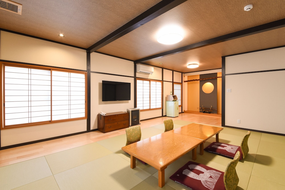 Japanese Style Room for 6 Guests