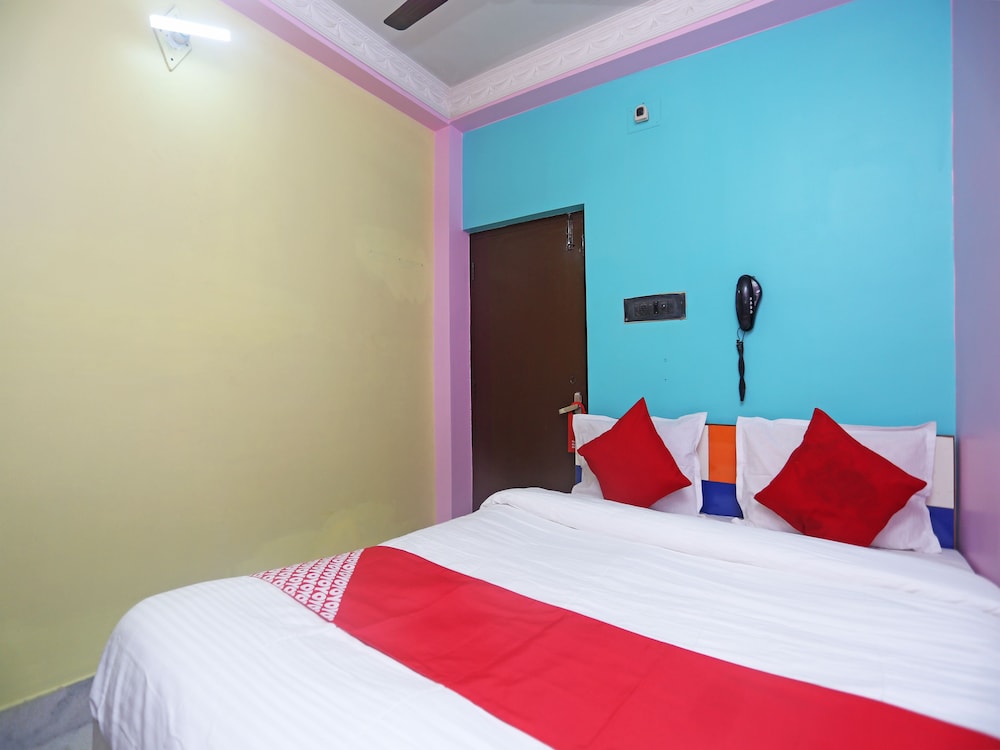 Double Room, 1 Queen Bed photo 1