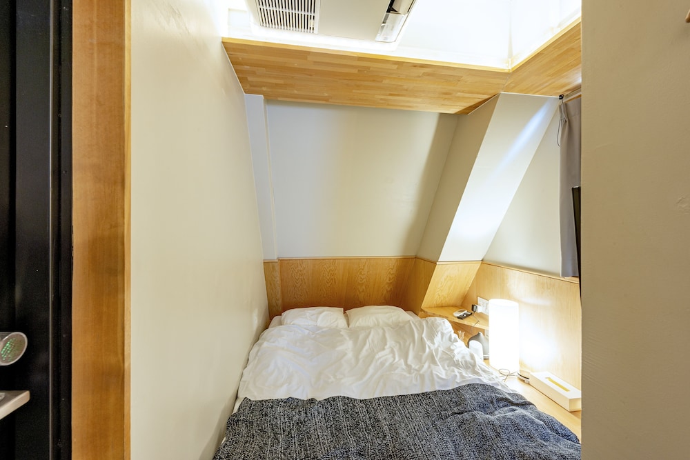 Double Room, Shared Bathroom photo 3
