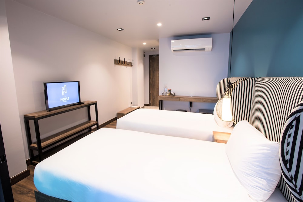 Superior Twin Room With Balcony