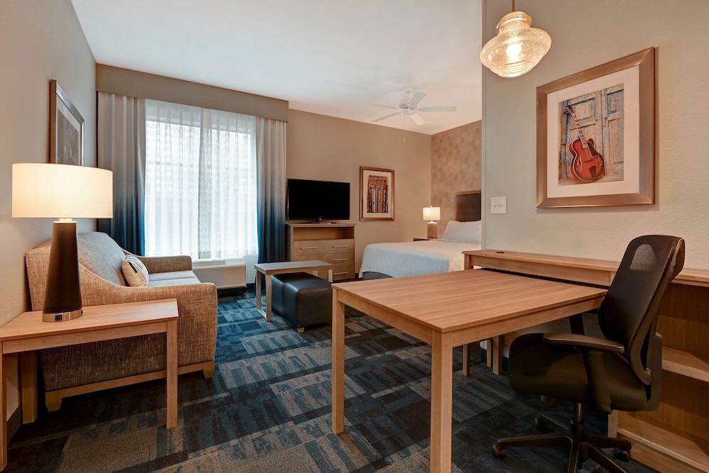 Studio, 1 King Bed, Accessible, Non Smoking (Hearing) - Photo 4