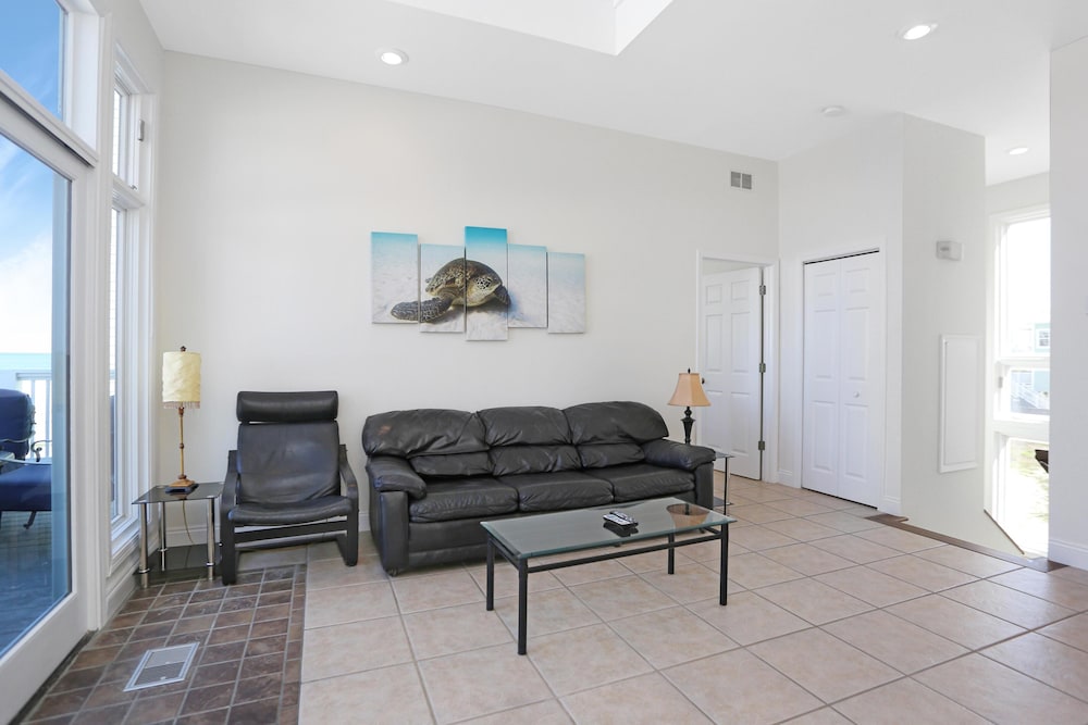 House, Multiple Beds (La Mer) photo 1