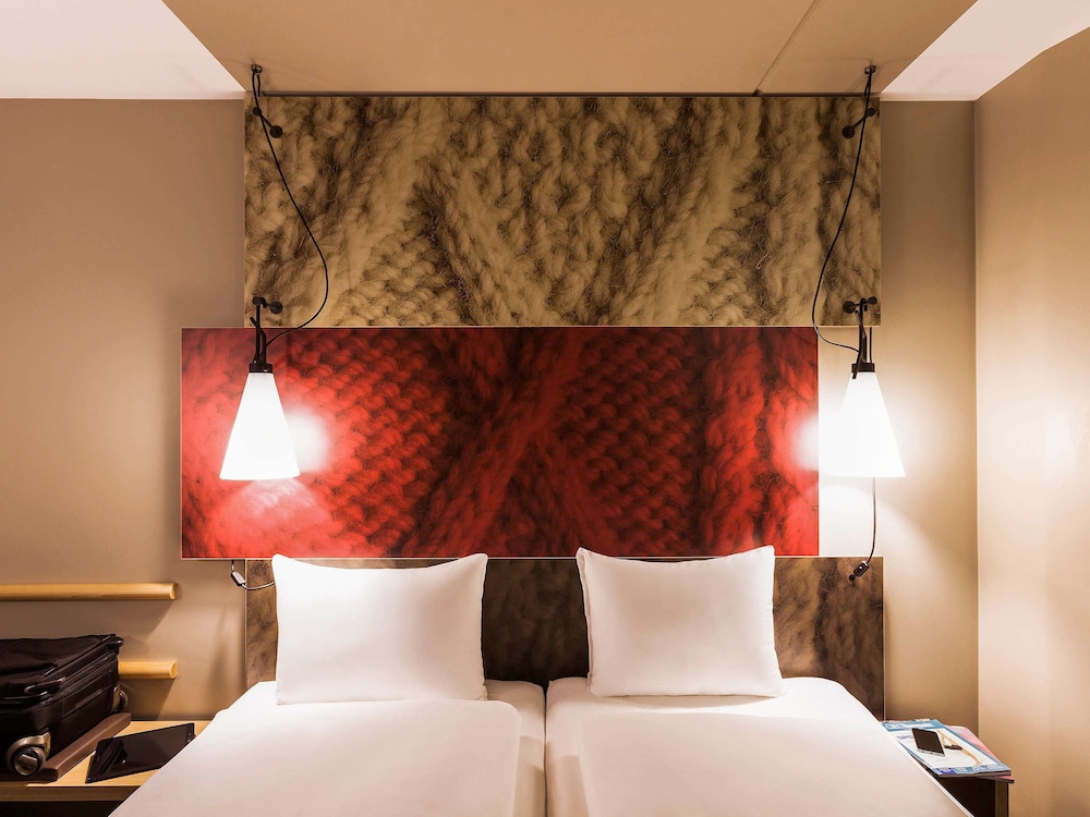Twin Room, 2 Twin Beds (New Sleep Easy Concept) - Photo 2