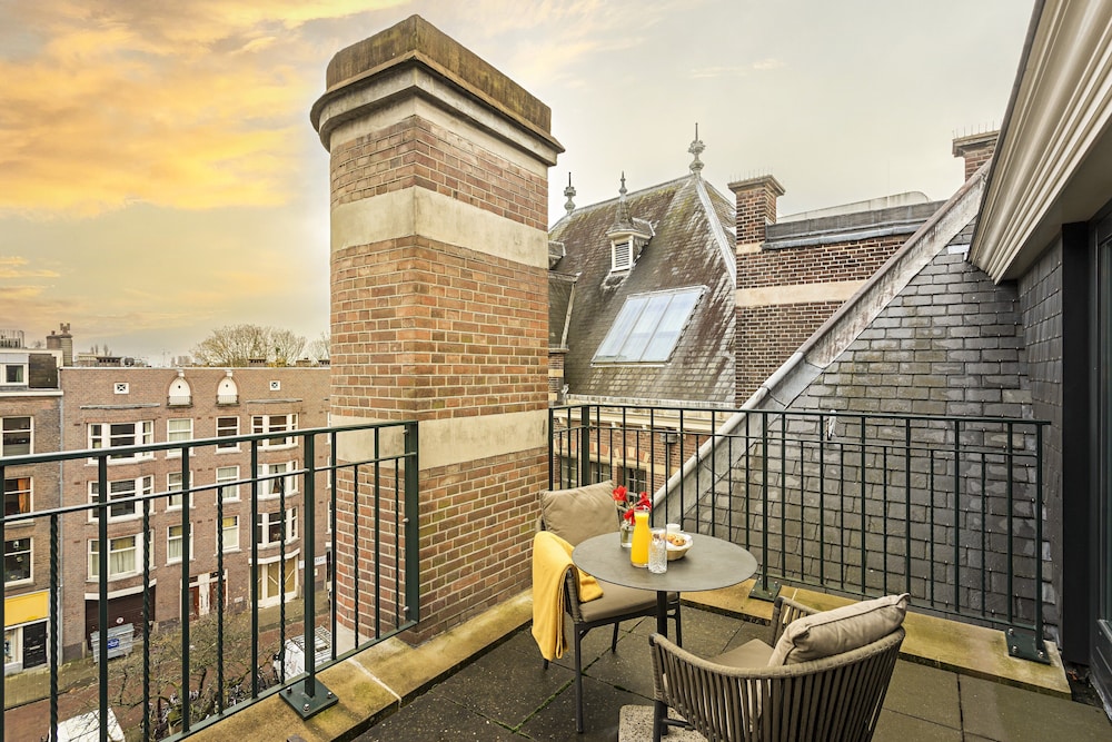 Superior Terrace