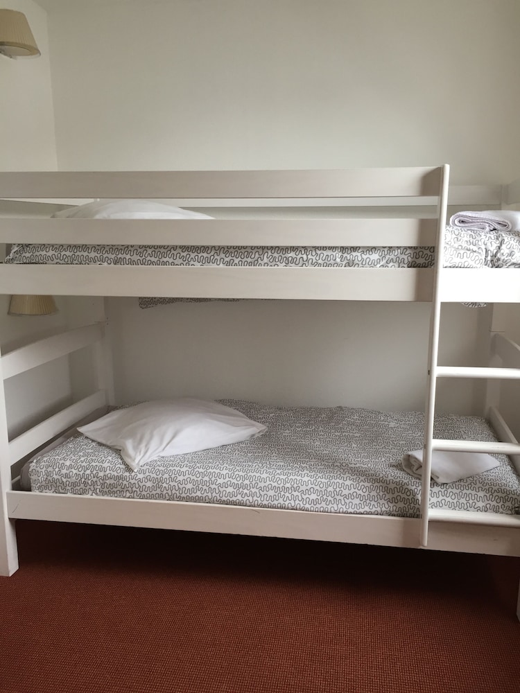 Room, Multiple Beds - Photo 6