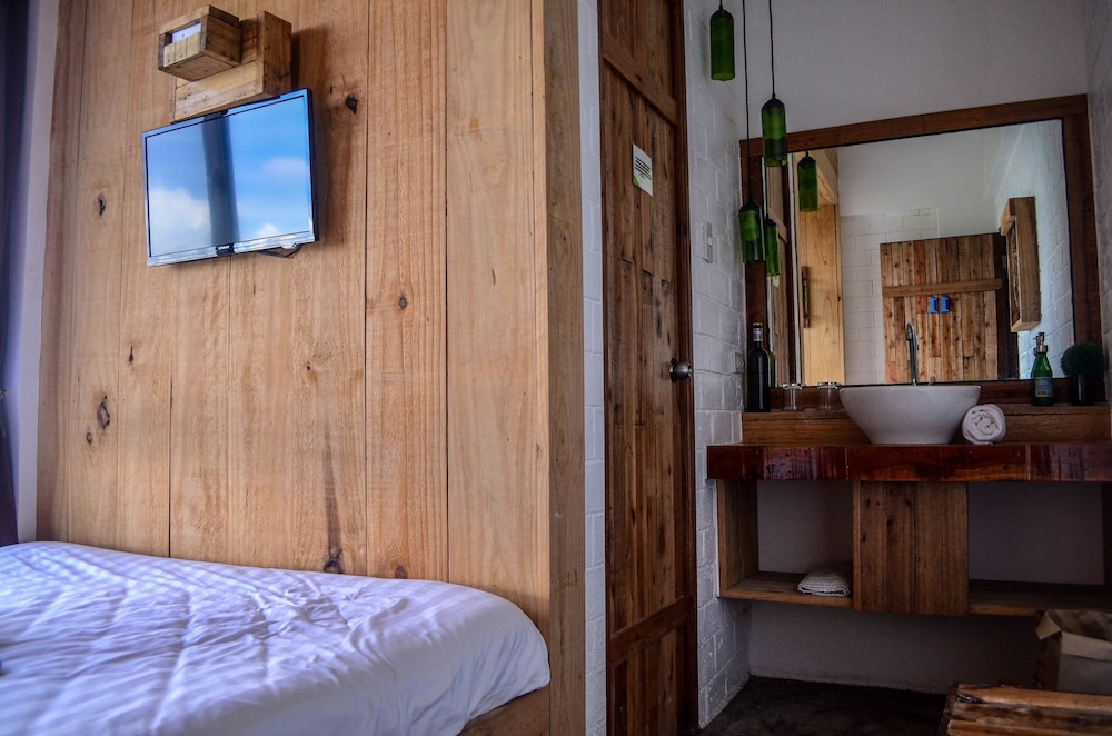 Lake View Room photo 2