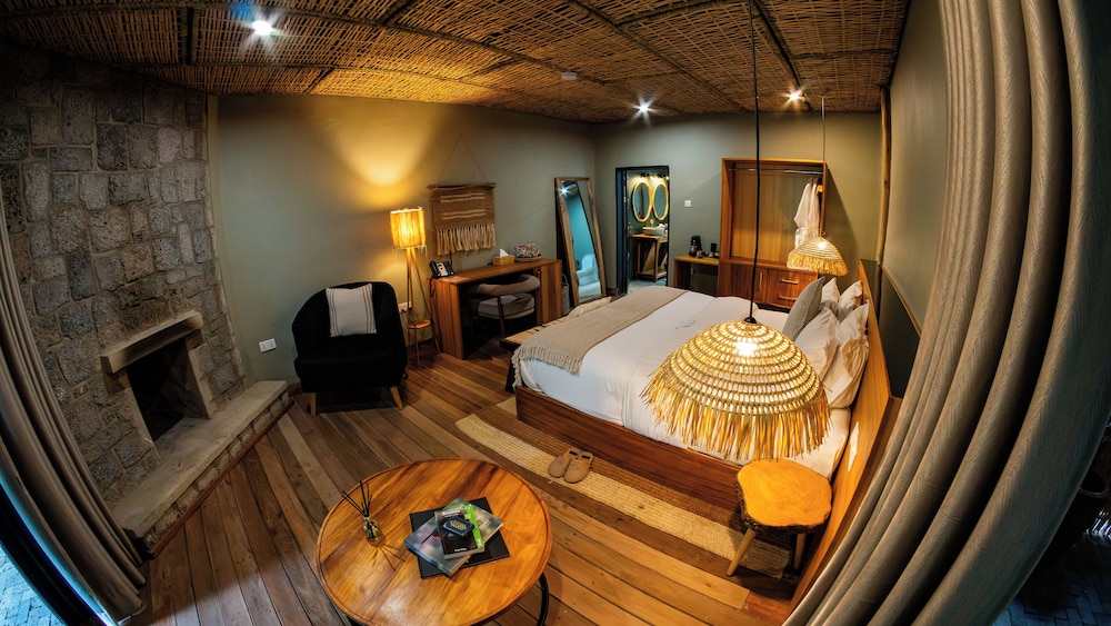 Luxury Double or Twin Room photo 2