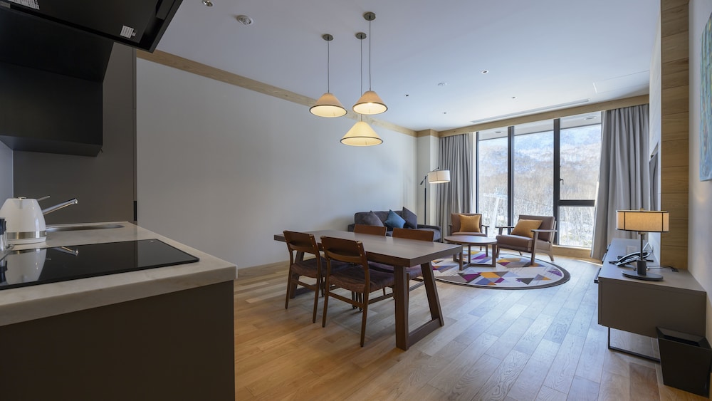 Basic Twin Room, 1 Bedroom, Non Smoking - Photo 6