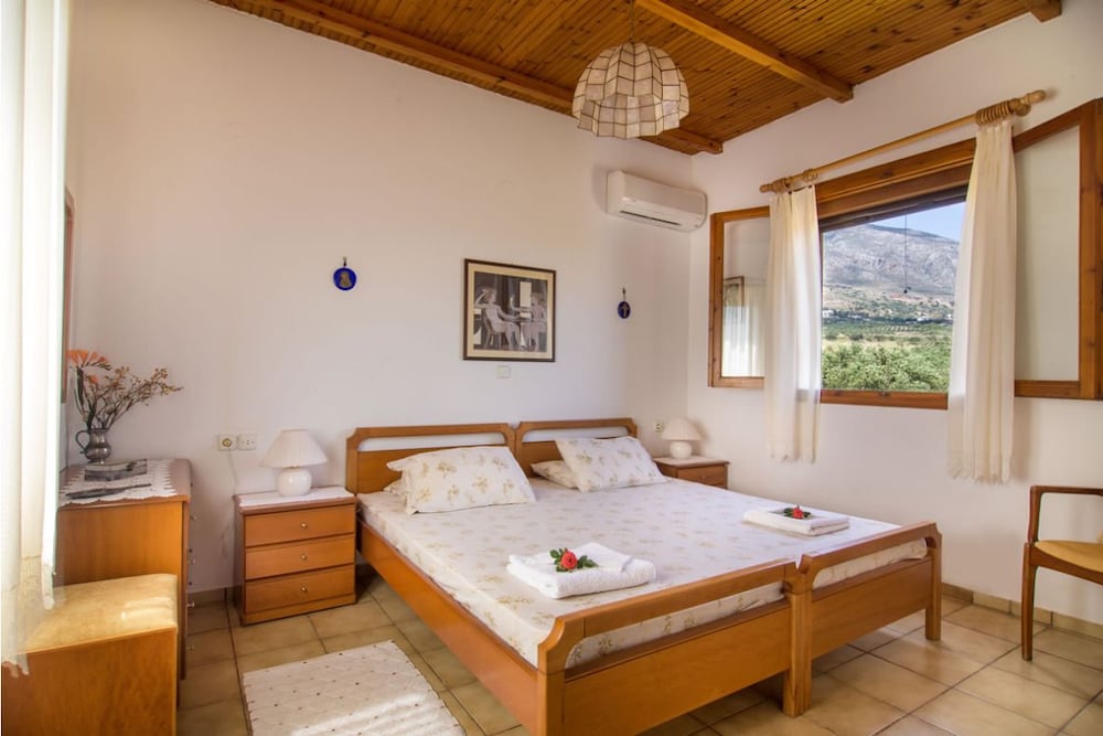 Villa, 3 Bedrooms, Private Pool (Thymari) photo 1