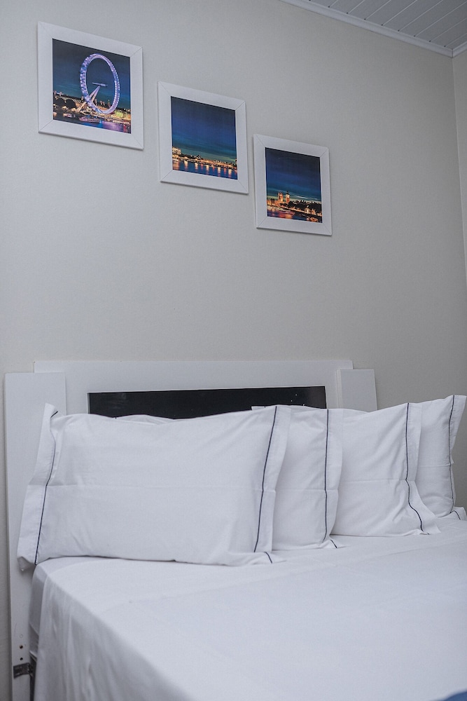 Traditional Double or Twin Room - Photo 1
