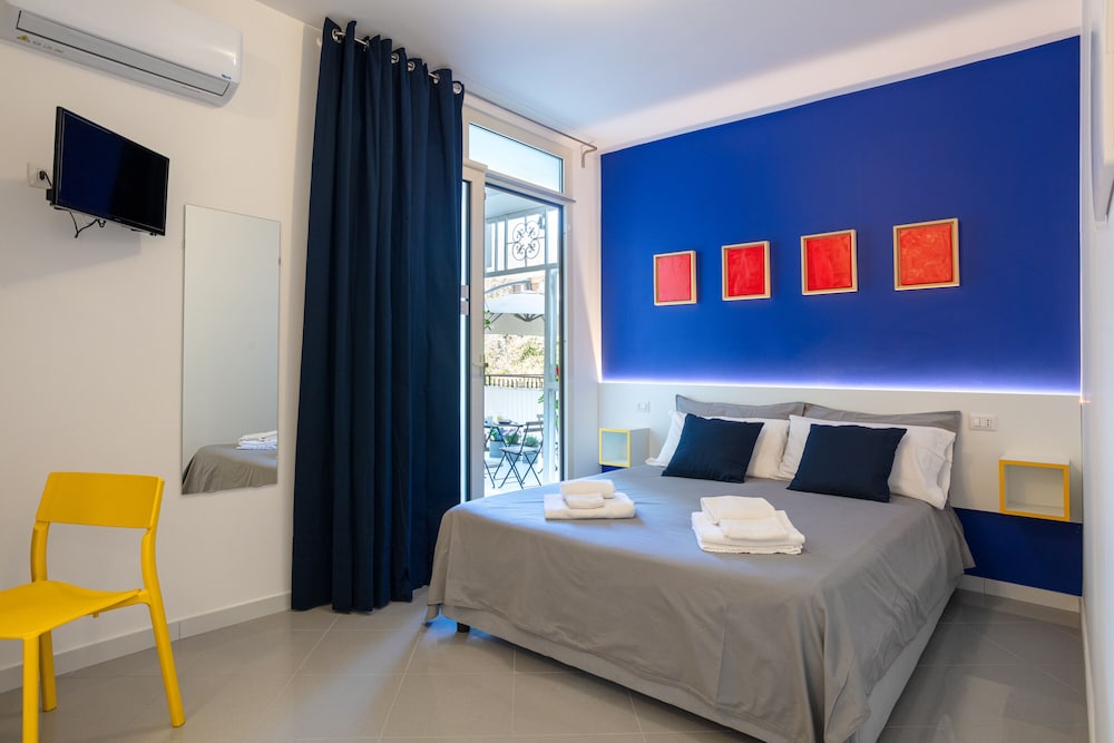 Room, Balcony, Mountain View (Room 01)