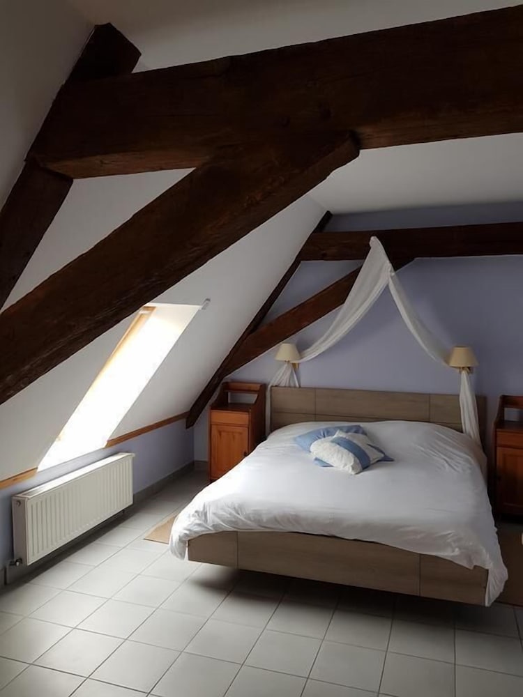 Double Room - Photo 2