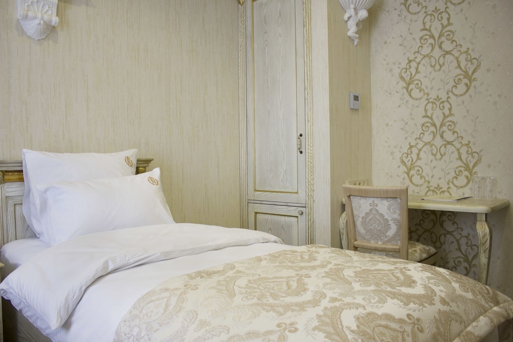 Double or Twin Room, Ensuite
