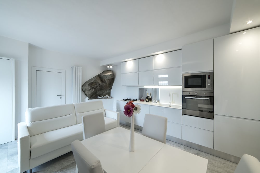 Deluxe Apartment, 1 Bedroom, Non Smoking, Kitchen photo 1