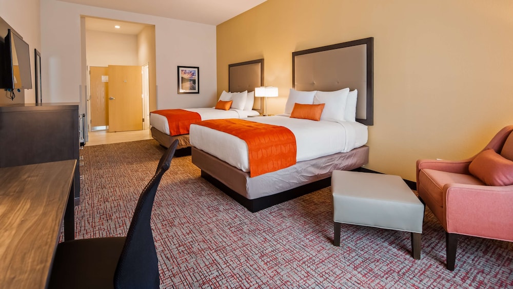 Standard Room, 2 Queen Beds, Non Smoking, Refrigerator - Photo 7