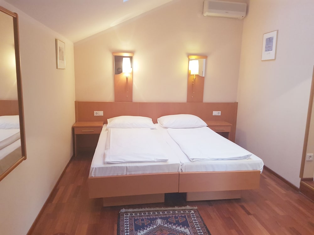 Comfort Double or Twin Room
