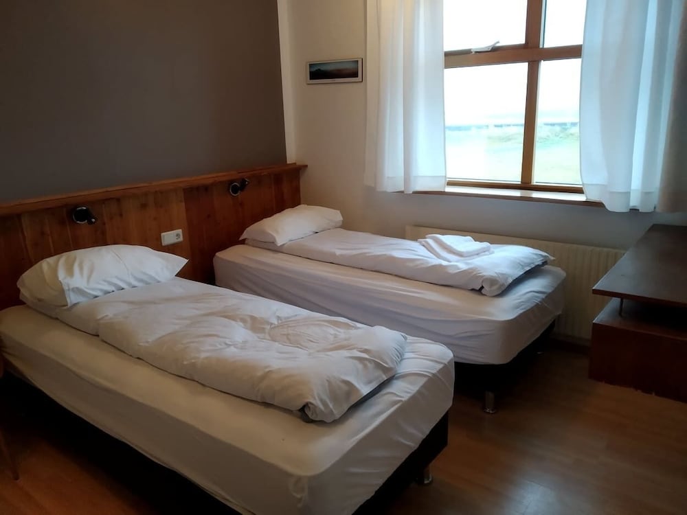 Economy Triple Room
