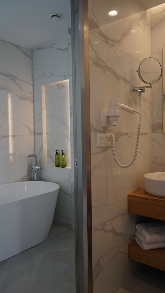 Junior Suite - Photo 10