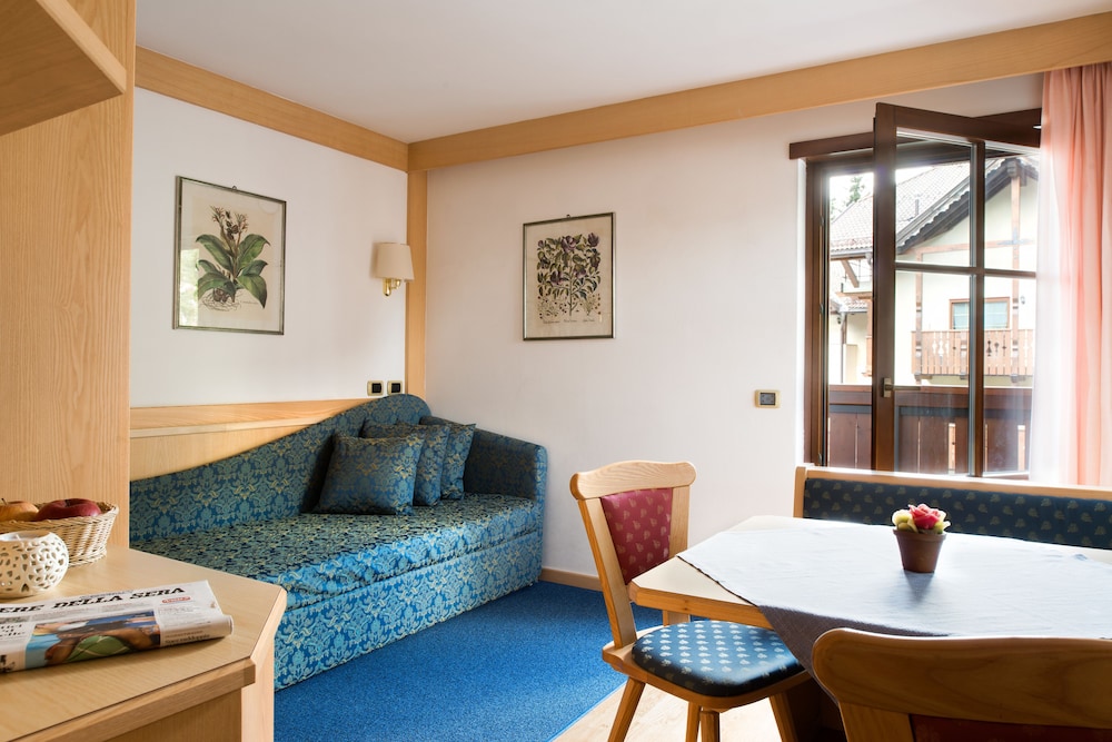 Economy Suite - Photo 1