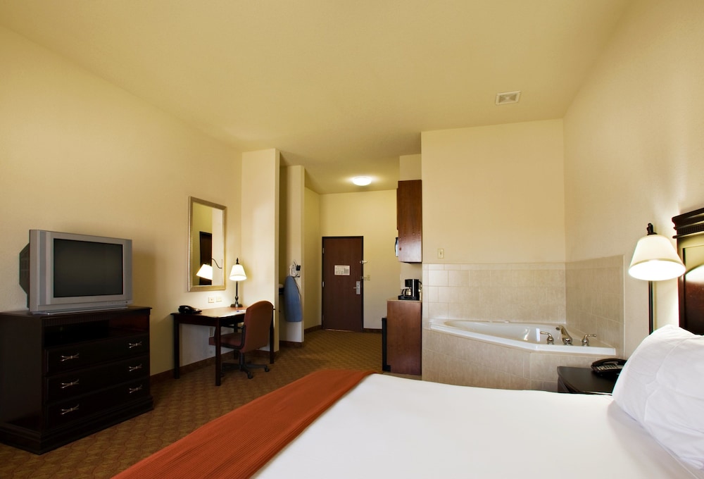 Suite, 1 King Bed, Accessible Bathtub (Mobility, Tub) - Photo 1