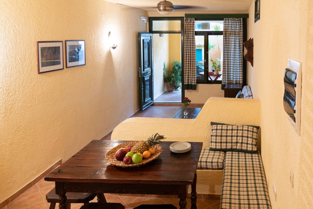 Superior Apartment, Garden View photo 2