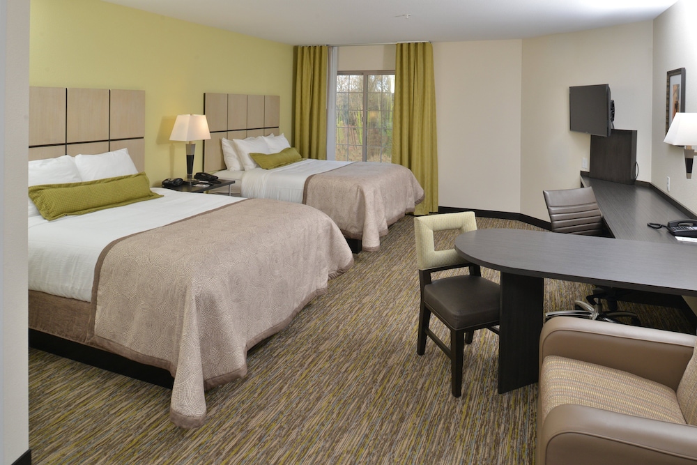 Studio Suite, 2 Queen Beds, Accessible Bathtub, River View (Communications) photo 2