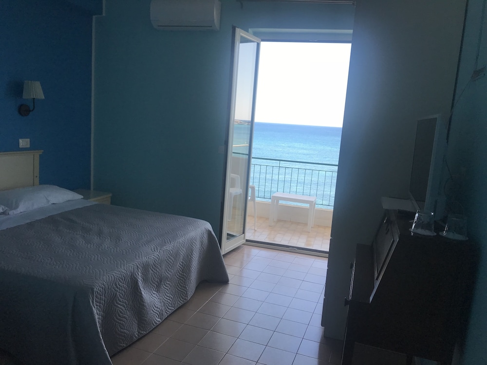 Superior Room, Sea View