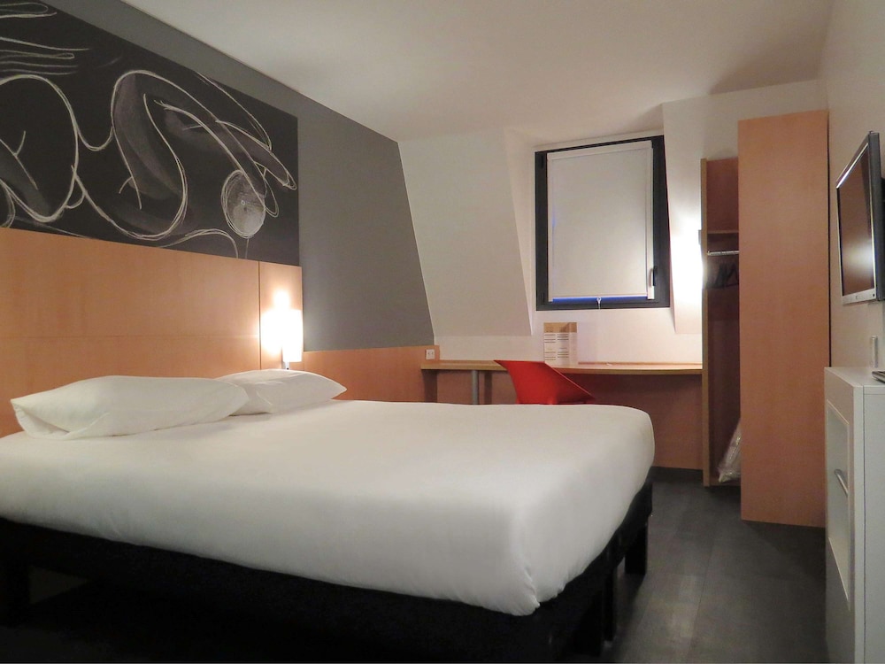 Standard Room, 1 Double Bed