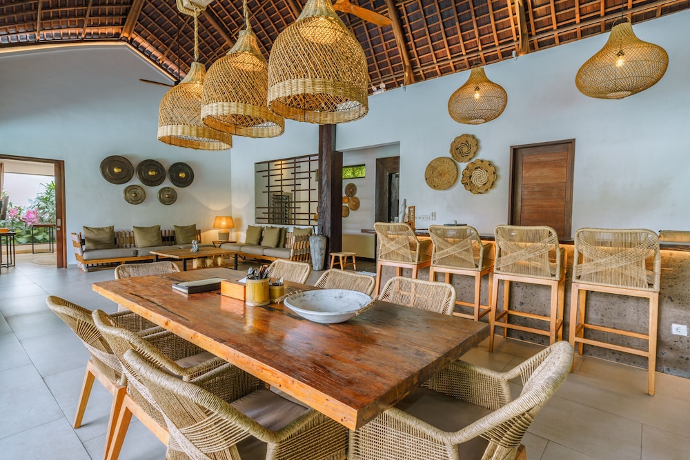 3 Bedroom Luxury Pool Villa Jungle View