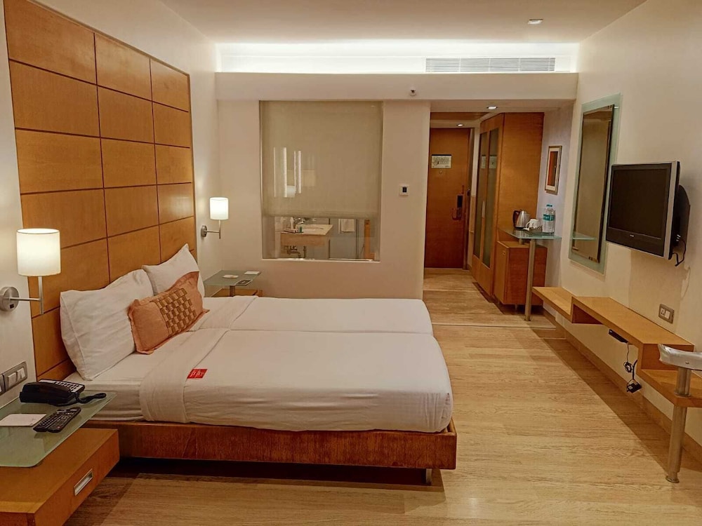 Executive Twin Room - Photo 4