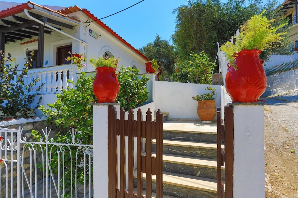 Faros Dio Gaios Studio sea Views Private Sun-loungers, Kuva 14