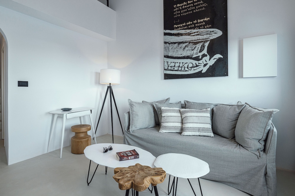 The Sailor's Maisonette with Caldera View, photo 6