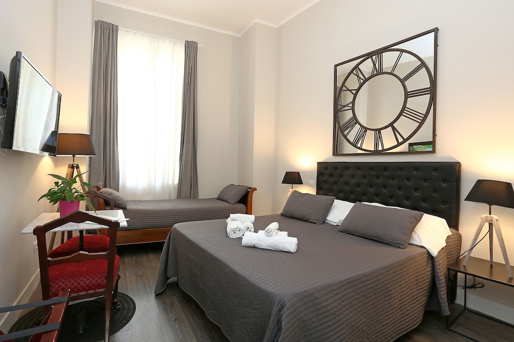 Superior Double Room, Private Bathroom photo 2