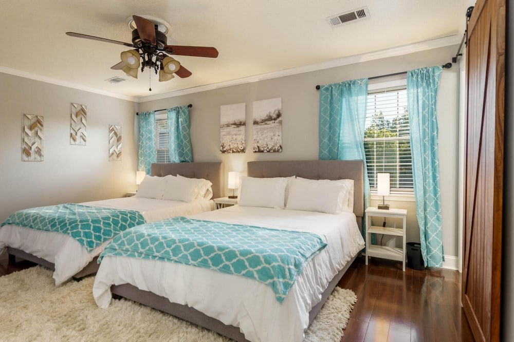Bama Ranch 4 Miles to Stadium Sleeps 8