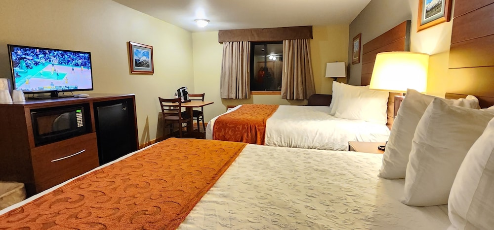 Deluxe Room, 2 Queen Beds, Pet Friendly photo 2