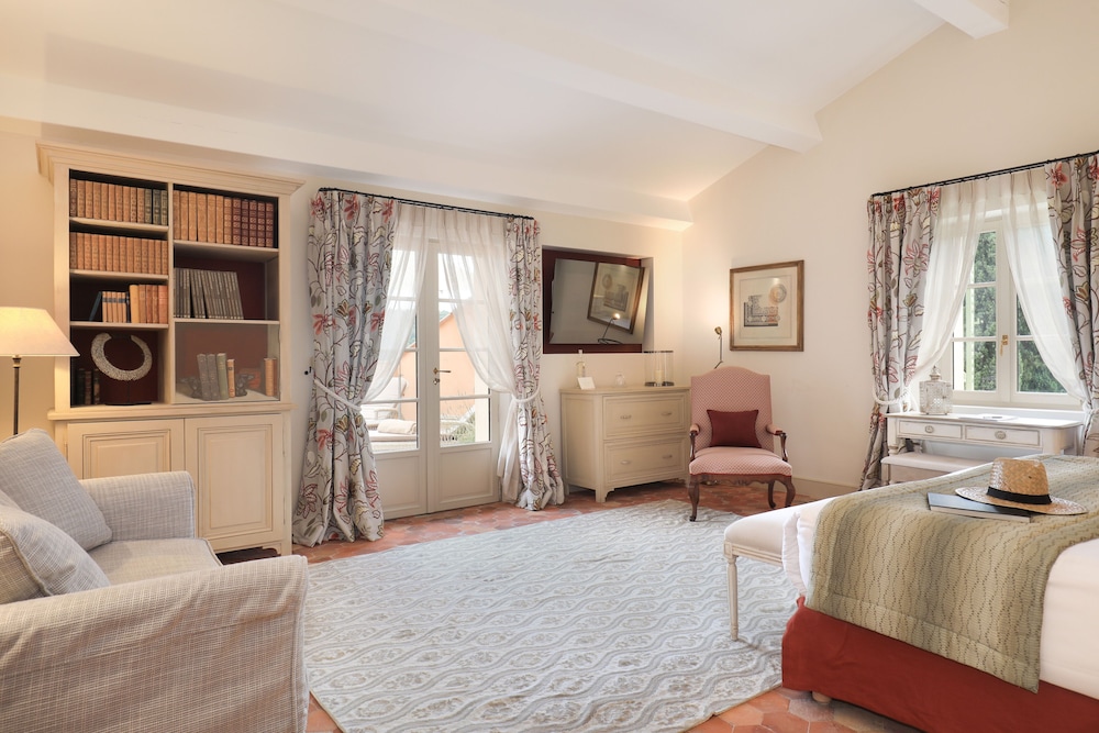Suite (Large) photo 3