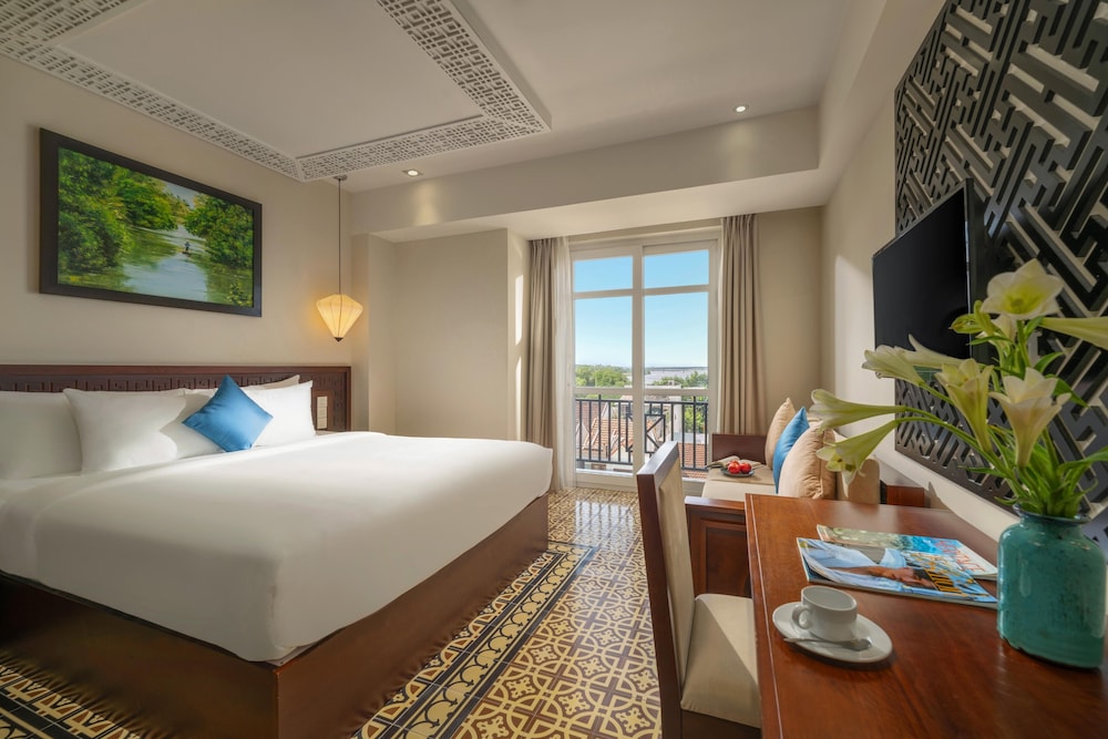 Deluxe Double or Twin Room, City View photo 3
