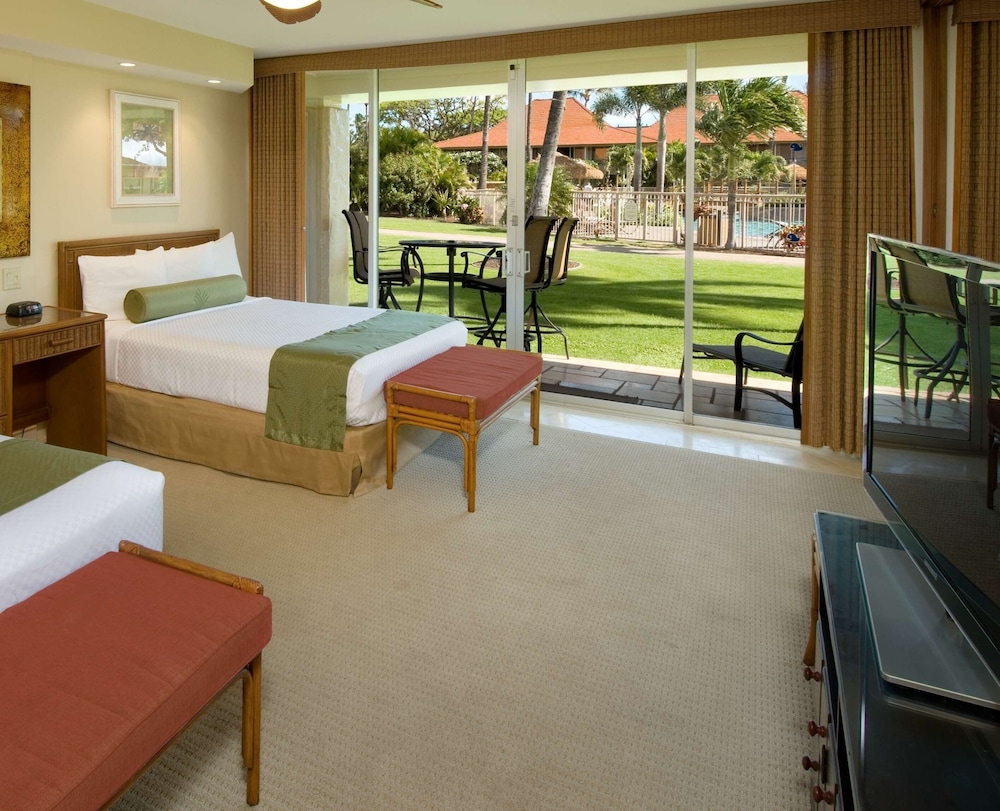 Suite (1 Bedroom Oceanside) - Photo 4