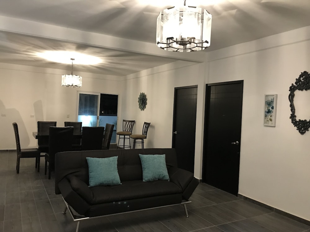 Apartment, 2 Bedrooms, Terrace photo 1