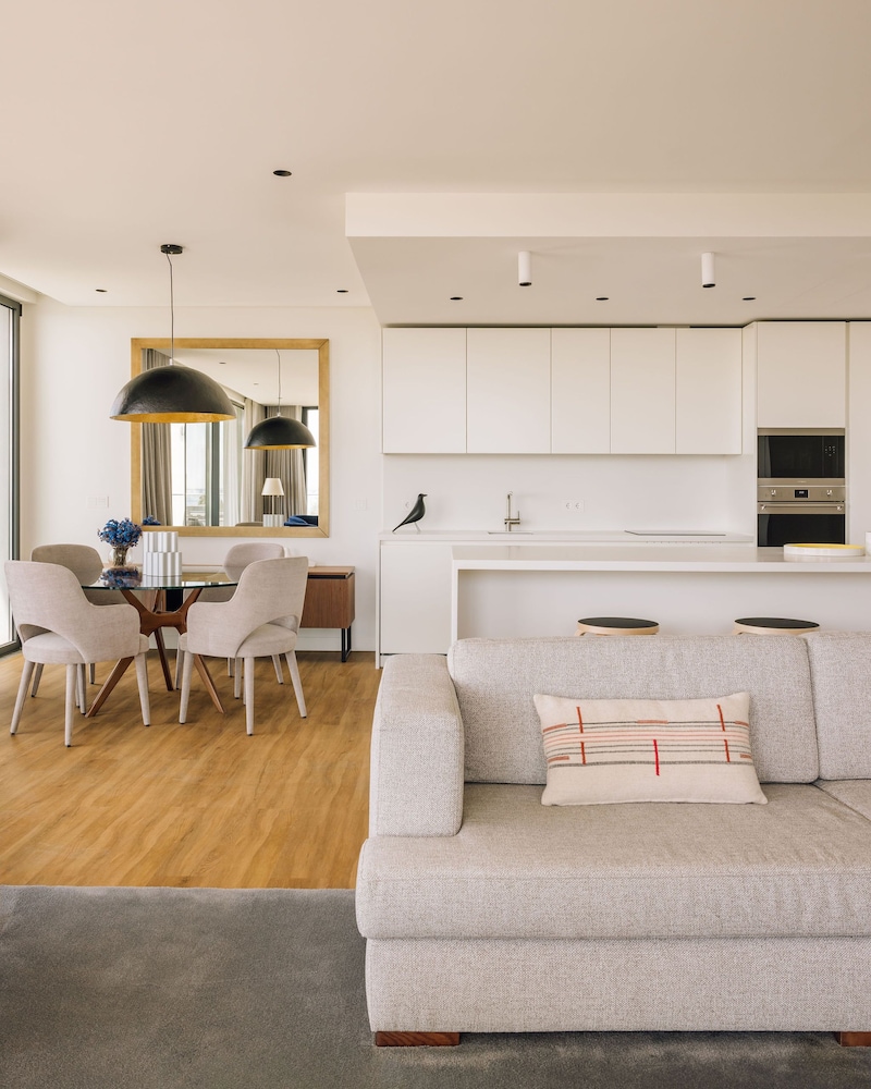 Superior Apartment, 3 Bedrooms - Photo 2