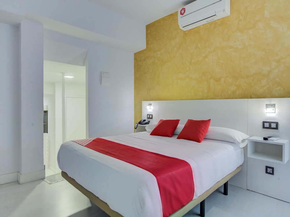 Double Room - Photo 3