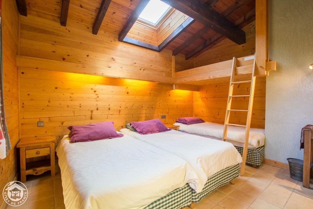 Suite, Ensuite, Mountain View (1 - Printemps) photo 1