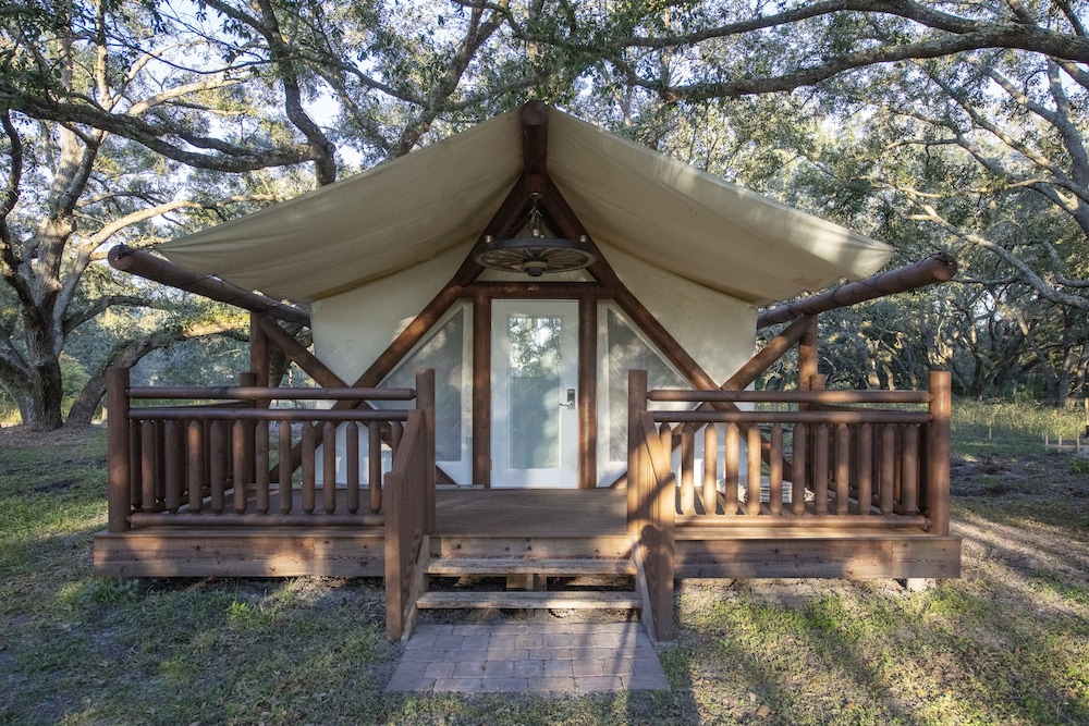 Room (Luxury Glamping) photo 2