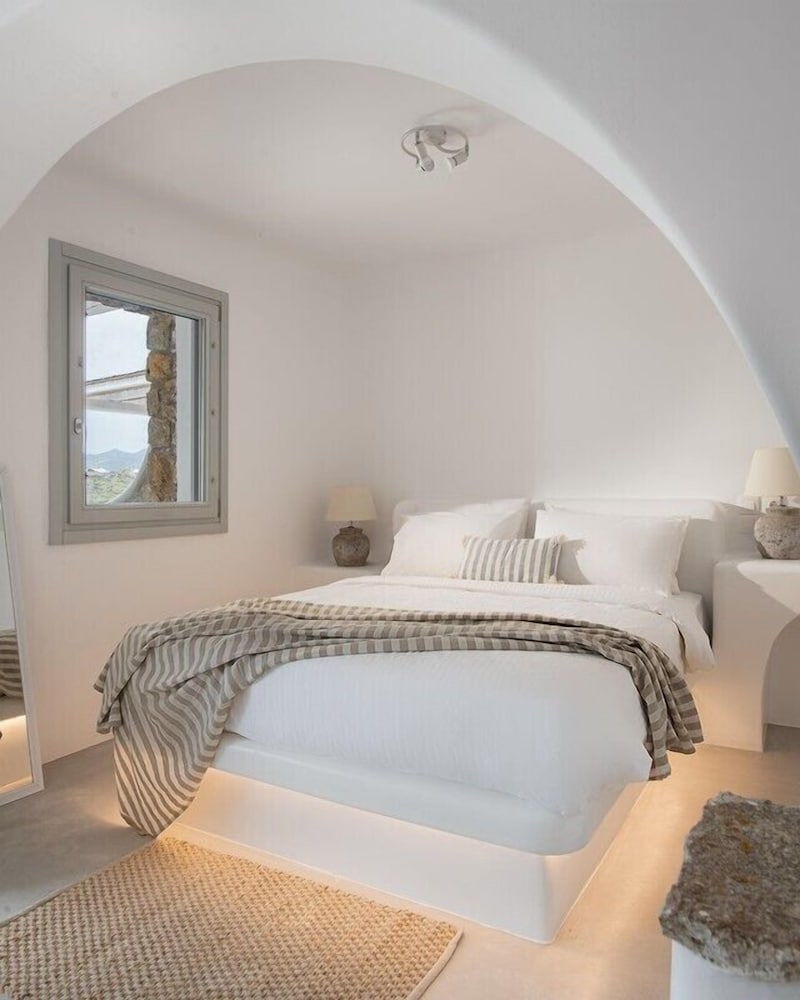 Studio by Koumi Homes Mykonos photo 1
