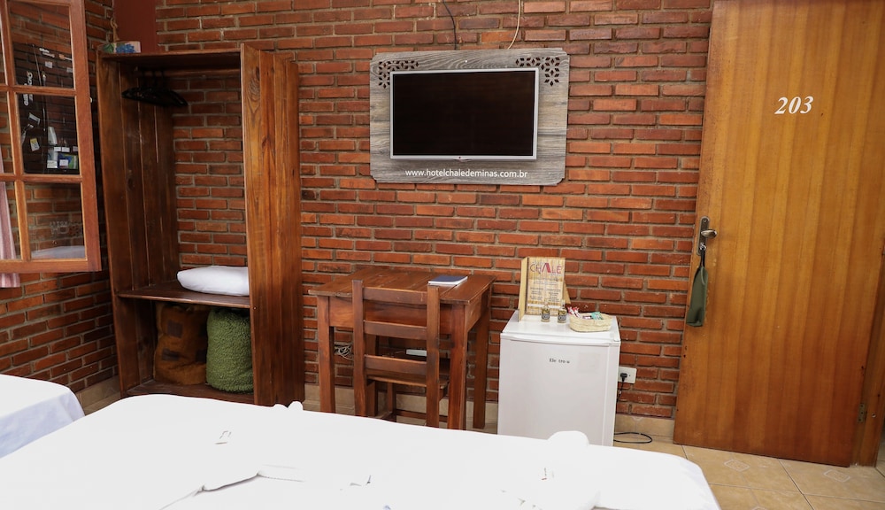 Standard Triple Room photo 2