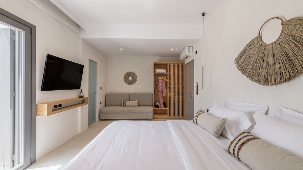 Superior Triple Room photo 1