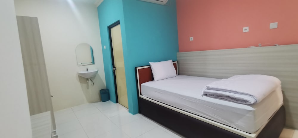 Deluxe Single Room photo 3